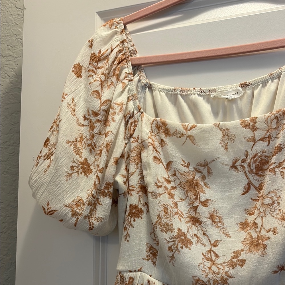 Floral Puff Sleeve Dress - Picture 3 of 5